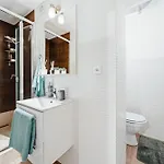 Lovely Havanska - With Free Parking شقة