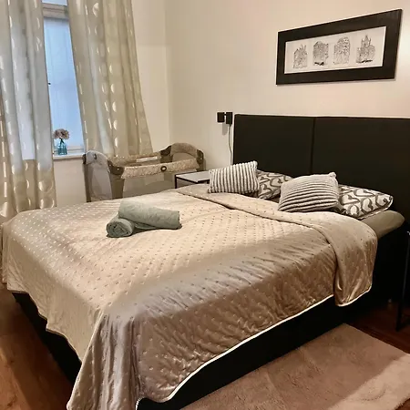 Apartment Lovely Havanska - With Free Parking *